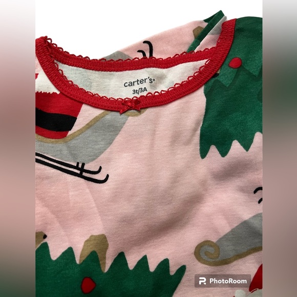 NWT🏷️ Carter’s Christmas Santa Pajama Set, Size 3T - Picture 3 of 3